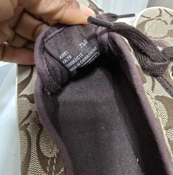Coach Kalyn Signature C Khaki Brown Sneakers Low Tops Lace Up Womens 7.5 B🌴 - Picture 4 of 6